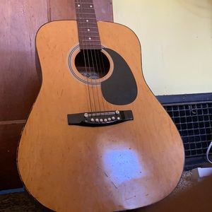 AlHambra Acoustic Guitar